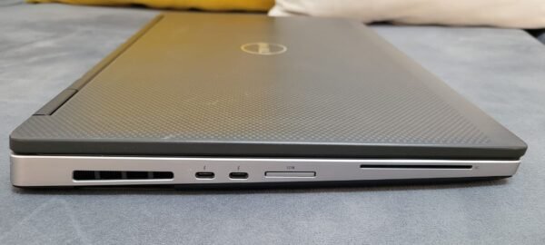 Dell Precision 7540 (i9-9TH-Touch)