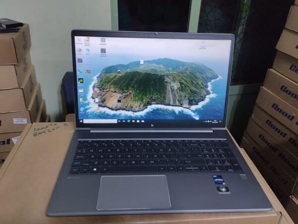 HP ZBook Power G15 G9